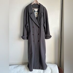 MONDI vintage W German trench coat size 48